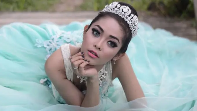 Pilih satu gambar mahkota./Copyright pexels.com