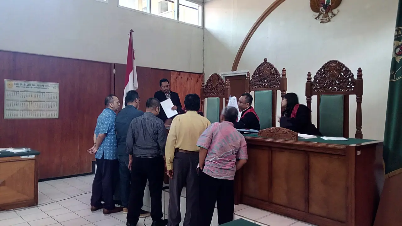 Ibu digugat anak