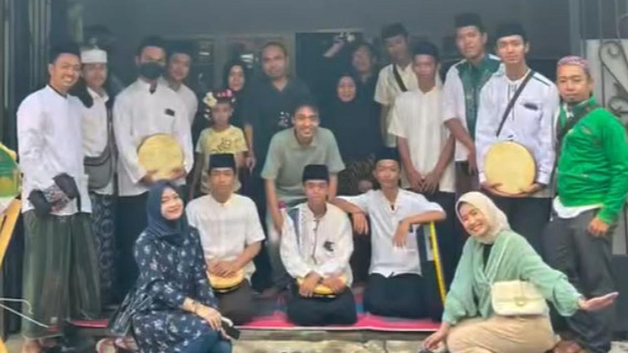 Viral Aksi Perempuan Suka Beri Hadiah Ulang Tahun Tak Biasa kepada Orang Terdekat, Ada Kelapa Muda Utuh hingga Grup Hadroh