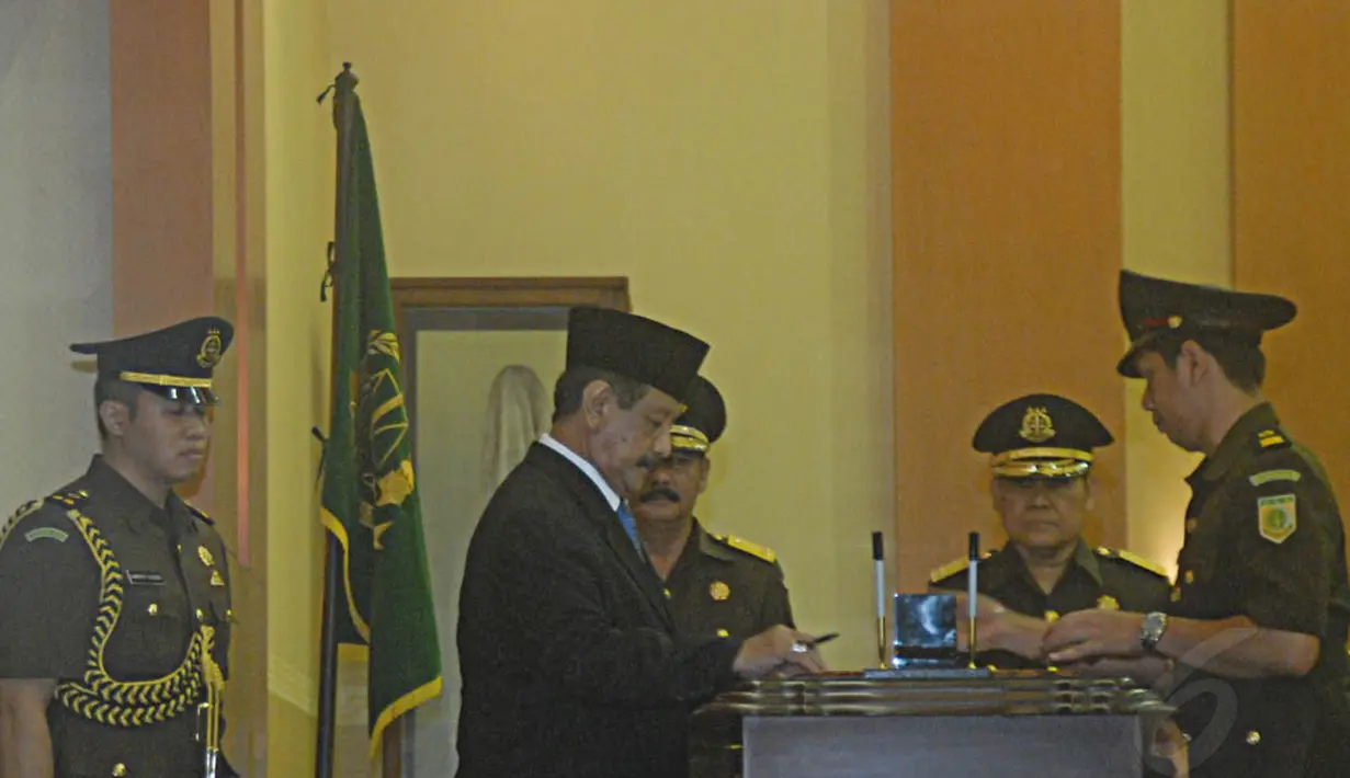 Pengangkatan dan pelantikan para pejabat itu berdasarkan surat Keputusan Jaksa Agung Nomor Kep-087/A/JA/05/2014 tanggal 20 Mei 2014. Rabu (28/5/14) (Liputan6.com/Johan Tallo)
