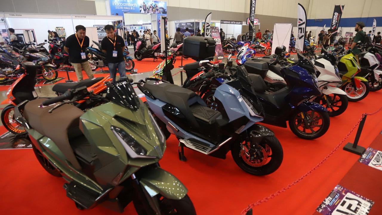 FOTO: Intip Deretan Sepeda Motor Baru Mejeng di IMOS 2024