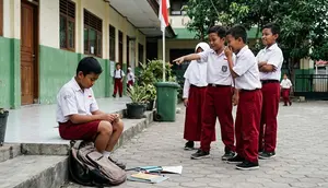 7 Cara Mengetahui Anak Menjadi Korban Bullying di Sekolah, Orang Tua Wajib Peka
