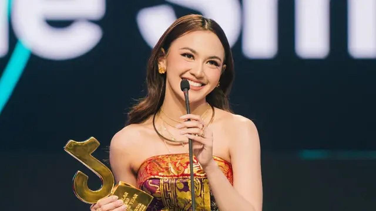 Cantik dan Memesona, Potret Mahalini Saat Senyum Membuat Para Fans Terpukau