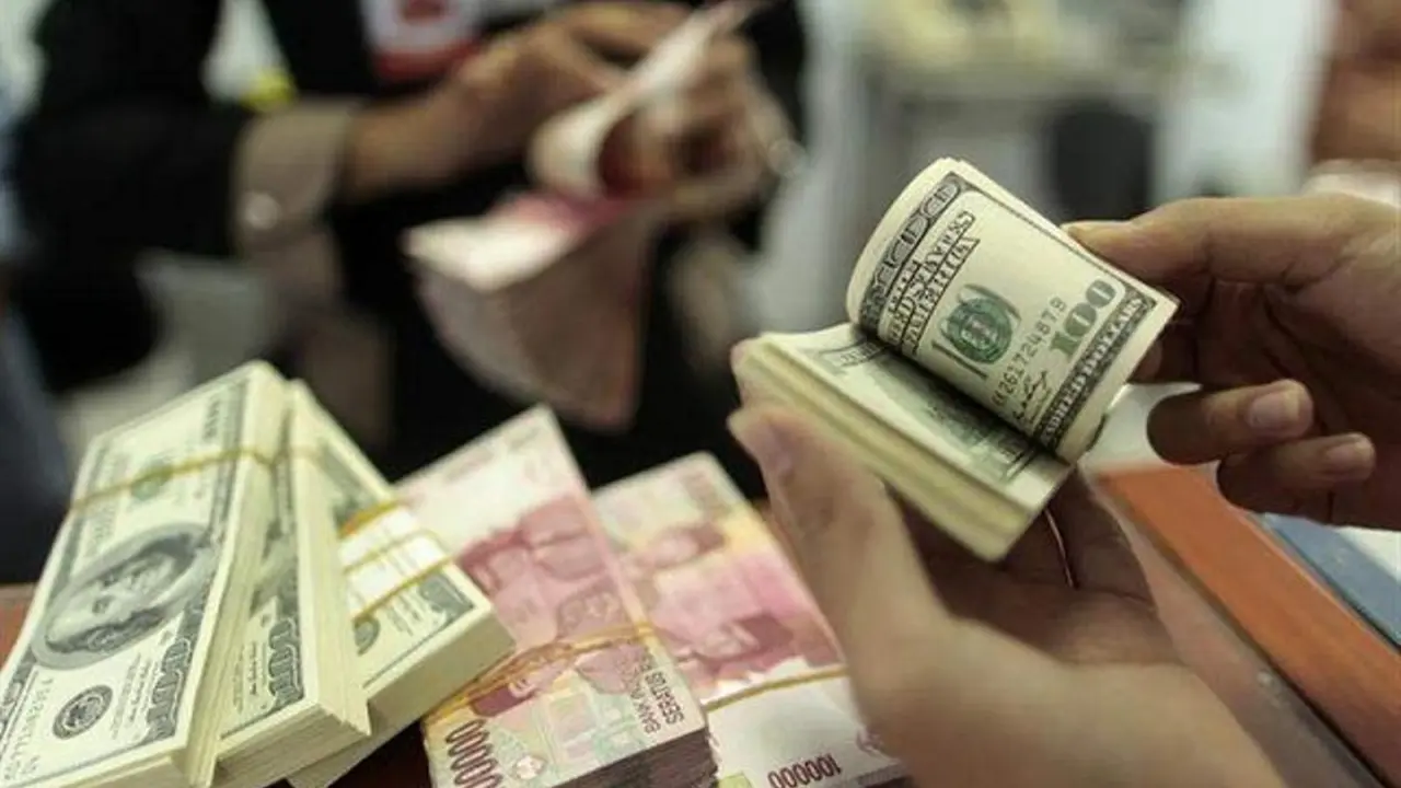 Ragam Komentar Orang-orang di Twitter Soal Kurs Dollar