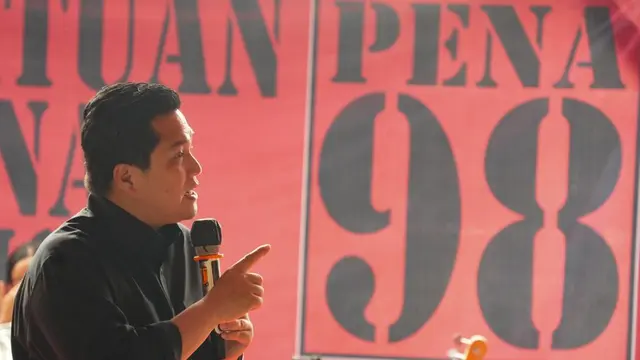 Menteri Badan Usaha Milik Negara (BUMN) Erick Thohir di Graha Pena 98, Minggu (19/2/2023).