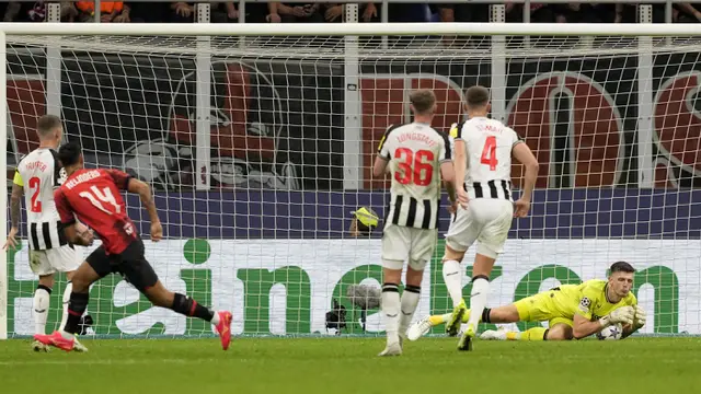 Foto: Pulang ke San Siro, Aksi Sandro Tonali Bawa Newcastle United Petik Hasil Imbang Kontra Sang Mantan di Liga Champions