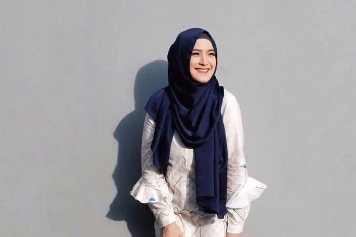 Andhara Early