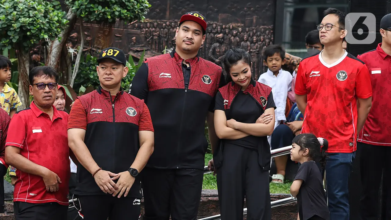 Menpora Lepas Arak-arakan Atlet Sea Games 2023