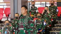 KSAD Jenderal TNI Andika Perkasa memberikan keterangan soal perusakan Polsek Ciracas dan sekitarnya, Jakarta, Minggu (30/8/2020). (dok TNI AD)