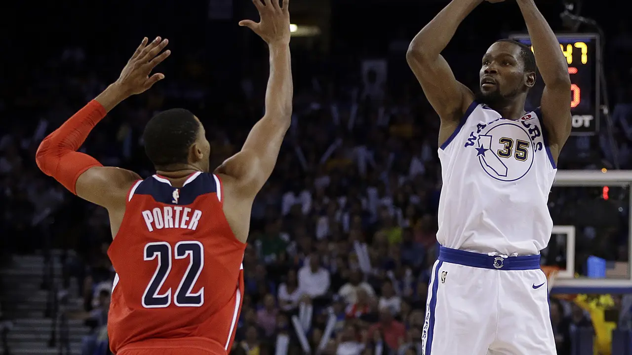 NBA: Green Diusir Wasit, Warriors Nyaris Kalah dari Wizards