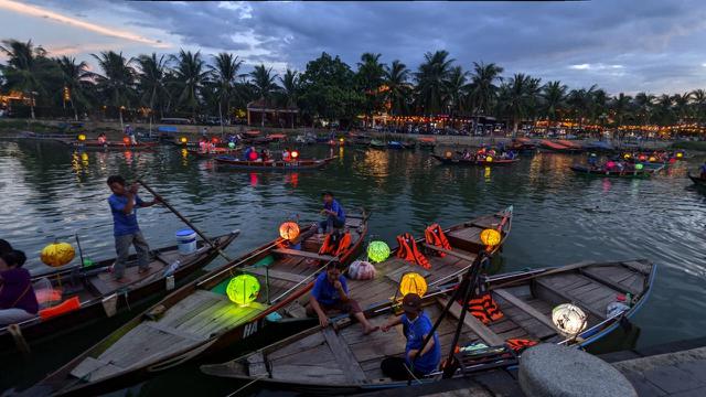 Potret Senja Hoi An, Rekomendasi Wisata Romantis di Vietnam