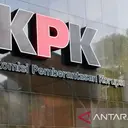 KPK OTT di Purwokerto, Rektor Unsoed Diamankan