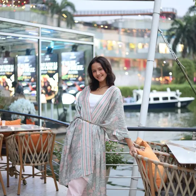 Pakaikan Mahkota kepada Sydney, Ini 6 Potret Matacha Parengkuan GADIS Sampul 2023