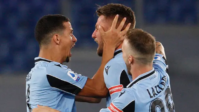 Lazio Bungkam Cagliari di Olimpico