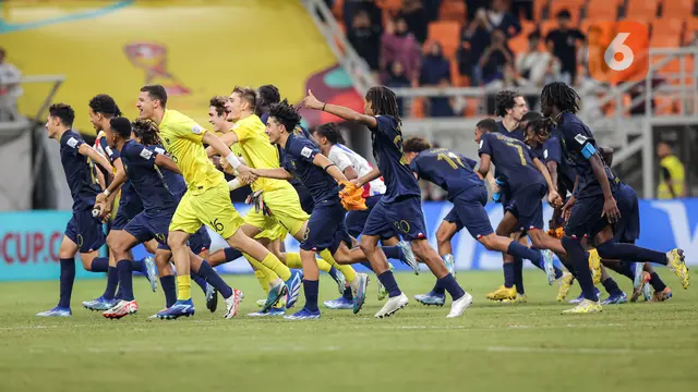 Foto: Ramahnya Kiper Timnas Prancis U-17 setelah Pastikan Les Bleus Puncaki Klasemen Grup E Piala Dunia U-17 2023