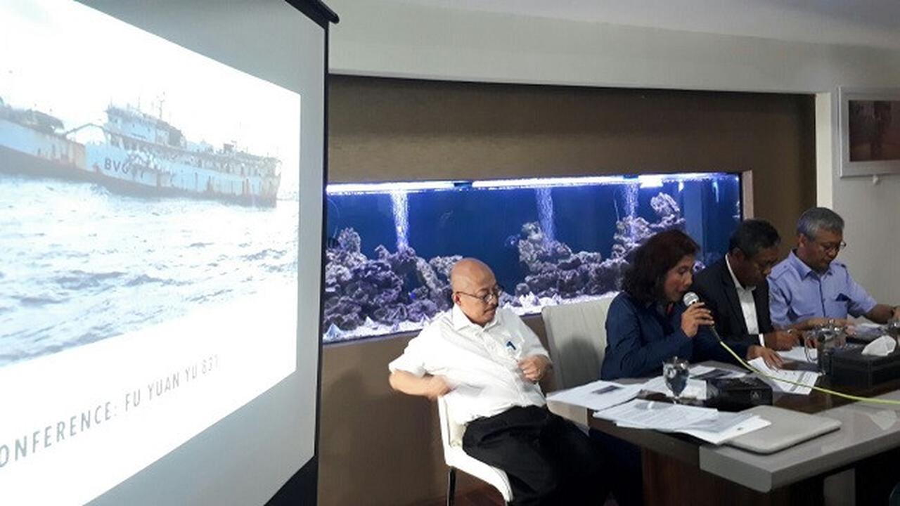Menteri KKP Susi Pudjiastuti saat menggelar konferensi pers di Jakarta. (Liputan6.com/ilyas Istianur P)