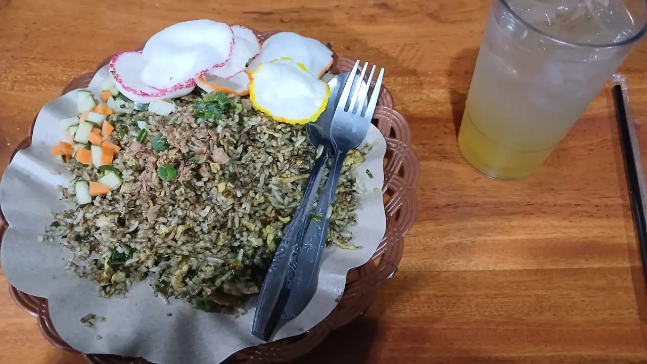 Nasi goreng cabai hijau