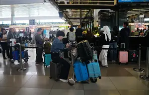 Bandara Terdampak Abu Anak Krakatau, Ini Cara Refund dan Reschedule di Tiket.com