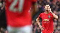 Nemanja Matic - Dianggap sudah mulai menua dan performanya terus menurun menjadi alasan fans kurang menyukai kehadiran Matic. Menurut suporter fanatik MU, saat ini MU butuh gelandang bertahan muda dan tangguh untuk bersaing di kerasnya persaingan Liga Inggris. (AFP/Paul Ellis)