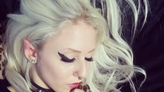 Melynda Moon terobsesi The Lord of The Ring. Huffington Post)