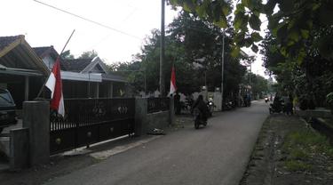 Bendera Setengah Tiang Bagi Guru Korban Kecelakaan Tawangmangu Regional Liputan6 Com