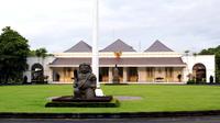 Gedung Agung atau Istana Yogyakarta yang menjadi kediaman Presiden Sukarno selama pemindahan Ibu Kota ke Yogyakarta. (Ist)