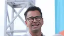 "Hahaha itu ada-ada aja lu. Gua mah ketawa aja," singkat Raffi Ahmad sambil menggenggam tangan Nagita Slavina, saat ditemui di kawasan Kalijodo, Jakarta Barat, Selasa (2/5/2017). (Nurwahyunan/Bintang.com)