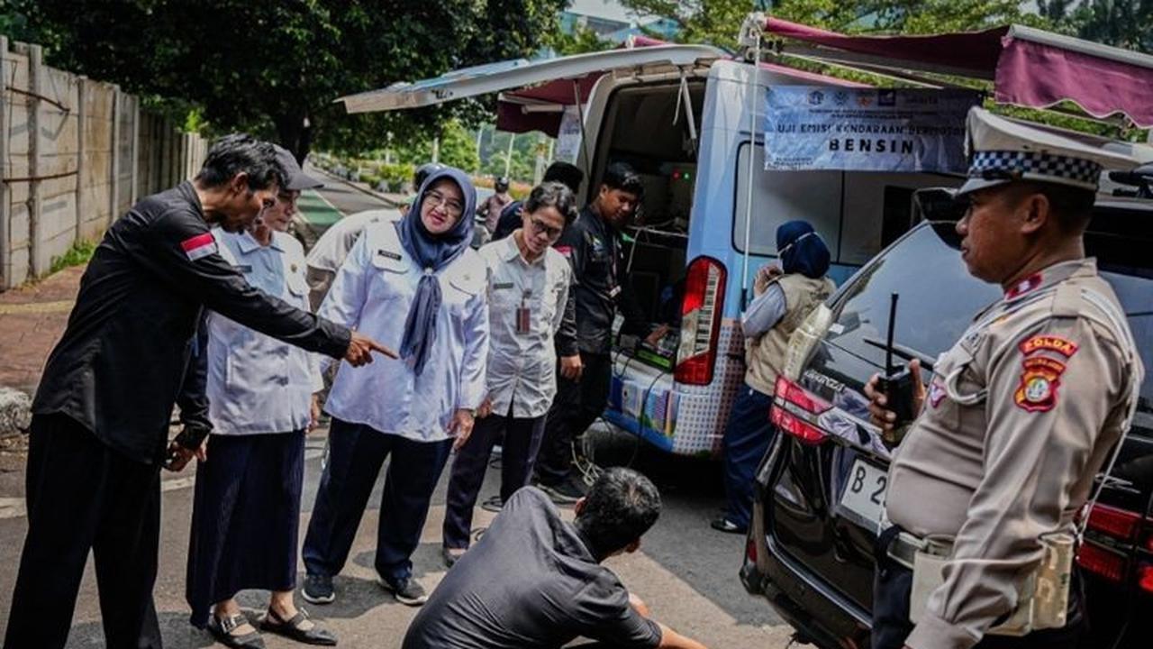 Terungkap! 128 Kendaraan Ikut Uji Emisi Jakarta di Kembangan, Belasan Gagal Lolos
