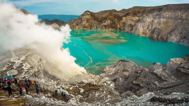 Karhutla Padam, TWA Kawah Ijen Dibuka Kembali