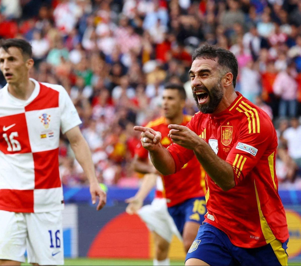 Tim Matador berhasil menyeruduk kemenangan dengan skor telak usai mencukur habis Kroasia 3-0.<br><br>Gol-gol dari Alvaro Morata, Fabian Ruiz, dan Dani Carvajal membawa Spanyol unggul di babak pertama. Foto:&nbsp;REUTERS / Fabrizio Bensch<br>