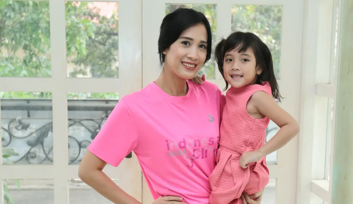 Banyak selebriti yang terus menyuarakan pentingnya menjaga kesehatan, terutama penyakit kanker. Fanny Fabriana salah satu artis yang ikut menyuarakan pentingnya menjaga kesehatan untuk menghindari penyakit yang merenggut banyak nyawa. (Adrian Putra/Bintan