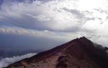 Mencapai Puncak Gunung Agung, Informasi yang Perlu Diketahui Sebelum Mendaki