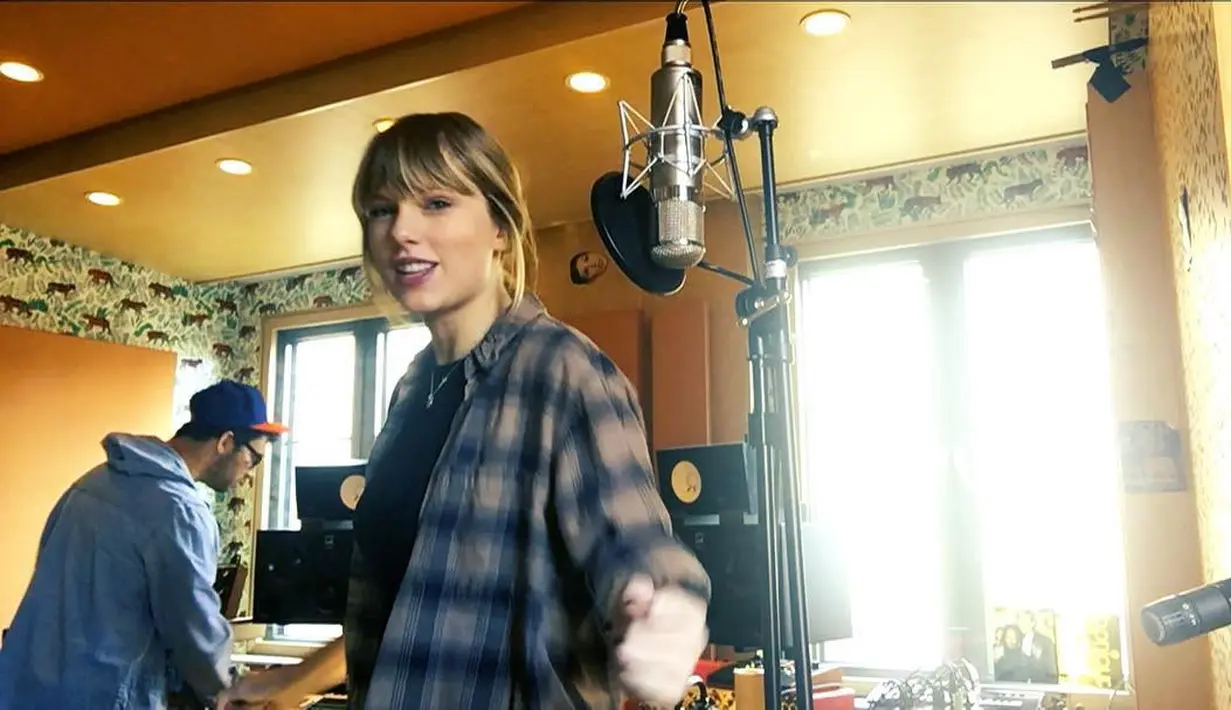 Bahkan Amber Rose mengungkapkan musik Taylor Swift bukanlah ukuran seseorang adalah gay atau bukan. (instagram/taylorswift)