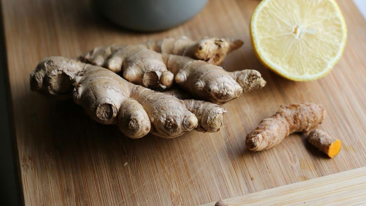 5. Teh Herbal Kunyit Asam<br>
