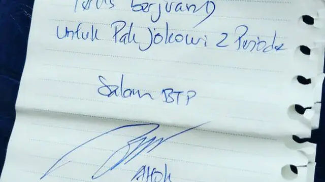 Lewat Tulisan Tangan, Ahok Dukung Jokowi Jadi Presiden Lagi