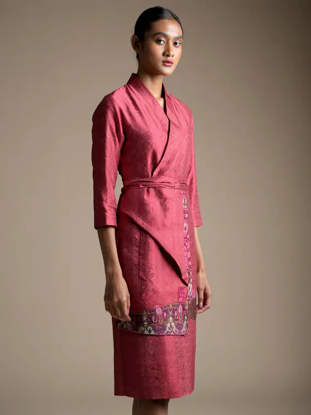 Model Dress Batik Brokat Warna Dusty Pink