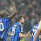 Romelu Lukaku mencetak gol tunggal kemenangan Inter Milan atas FC Porto pada leg pertama 16 besar Liga Champions 2022/2023 di Giuseppe Meazza, Kamis (23/2/2023). (AP/Luca Bruno)