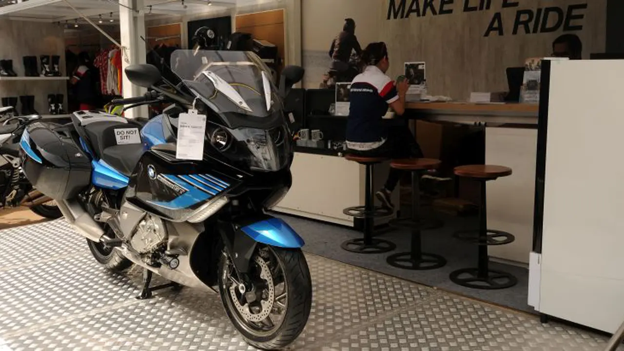 Deretan Motor Seharga Mobil Mewah Unjuk Gigi di IIMS 2016