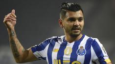 Penampilannya yang gemilang bersama FC Porto, Jesus Corona sekarang memiliki harga yang tinggi dengan nilai Rp 510 Miliar. (Foto: AFP/Miguel Riopa)
