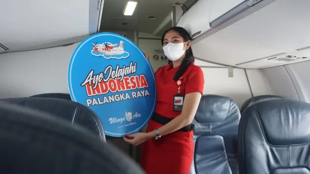 Pramugari Wings Air saat penerbangan Pontianak-Semarang (Doc Lion Air)