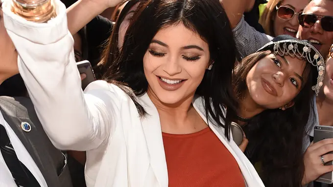 [Bintang] Kylie Jenner