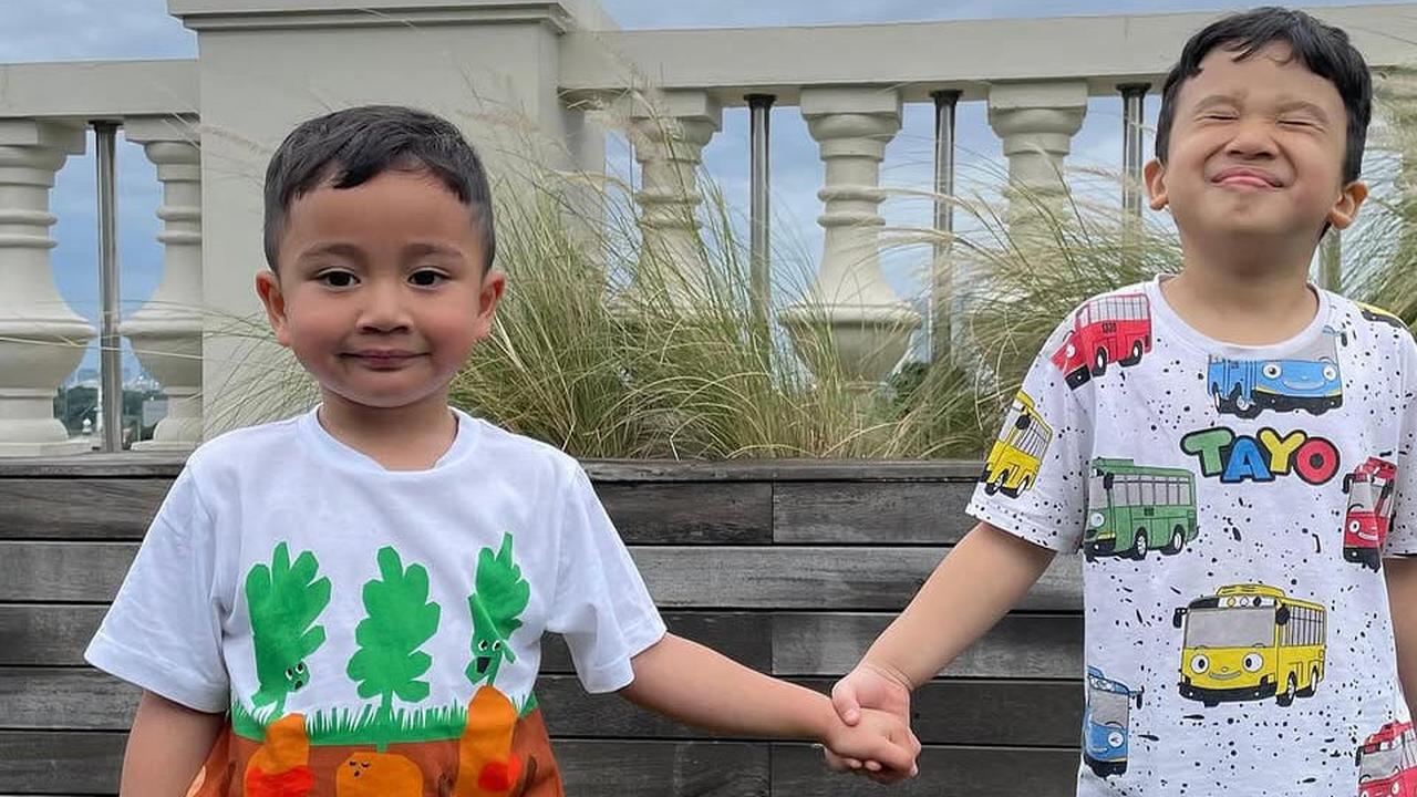 Potret Lucu dan Gemas Rayyanza Anak Raffi Ahmad dan Ukkasya Putra Irwansyah, Wariskan Persahabatan Sang Ayah