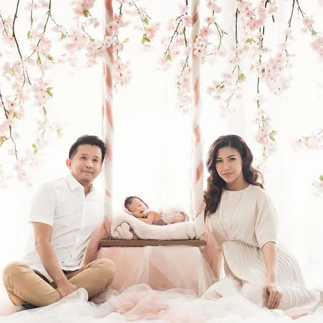 Potret Dita Fakhrana dan Rino Yosiaki (Sumber: Instagram/@fakhranaaa)