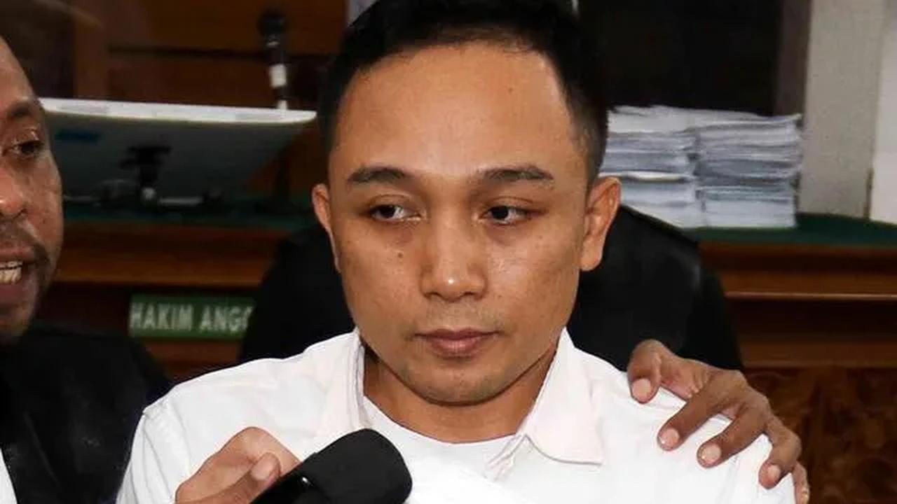Hukuman Ricky Rizal