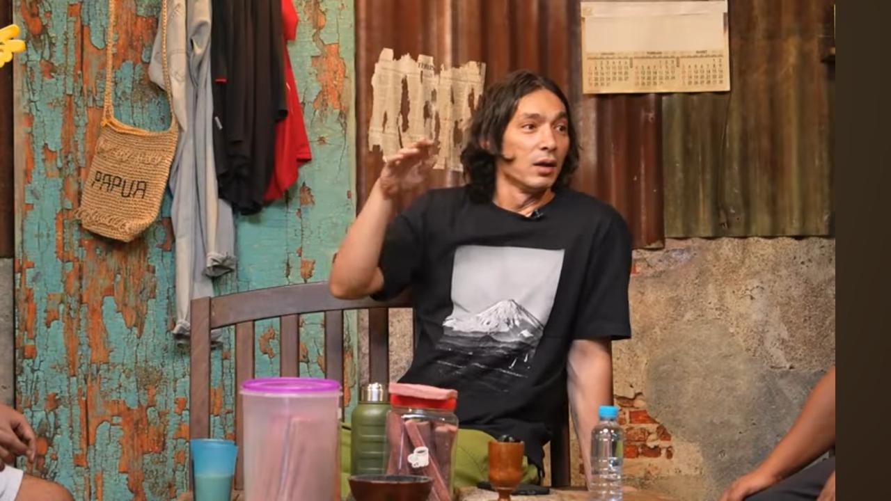 Aktor Ganteng Abimana Aryasatya Ternyata Memiliki Darah Keturunan Mongolia & Iran, Mamat Alkatiri dan Arie Kriting Sampai Melongo