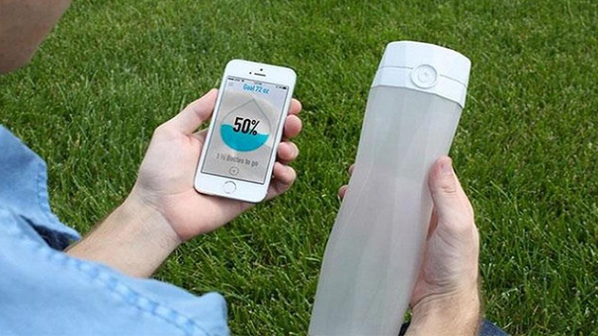 Botol Ini Akan Bercahaya Jika Anda Kurang Minum