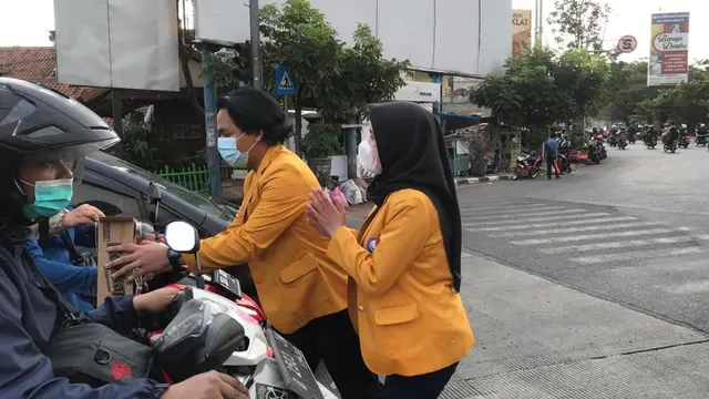 Badan Eksekutif Mahasiswa (BEM) Politeknik Energi dan Pertambangan Bandung menggalang dana bantuan untuk korban bencana di Nusa Tenggara Timur (NTT).