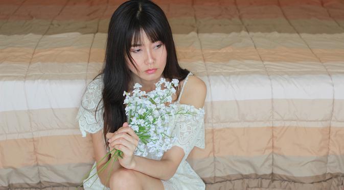5 Kisah Haru Tentang Move On Dari Cinta Bertepuk Sebelah Tangan Lifestyle Fimela Com