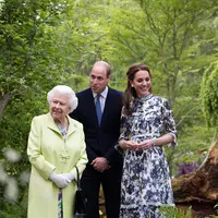 Ratu Elizabeth II, Pangeran William, dan Kate Middleton (dok. Instagram @kensingtonroyal/https://www.instagram.com/p/Bxsgw0yFf6Z/Putu Elmira)