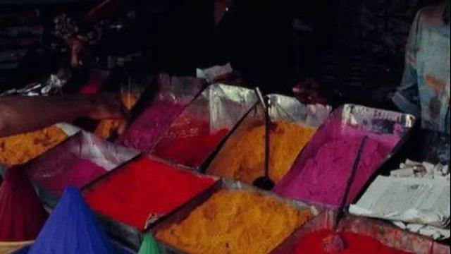 5. Devaraja Market<br>